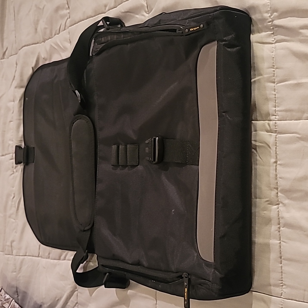 Tragus Citygear Miami Messenger Notebook Case Nwot